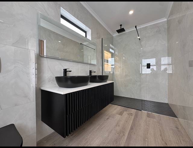 4 BEDROOM HOUSE FOR SALE IN SANDOWN